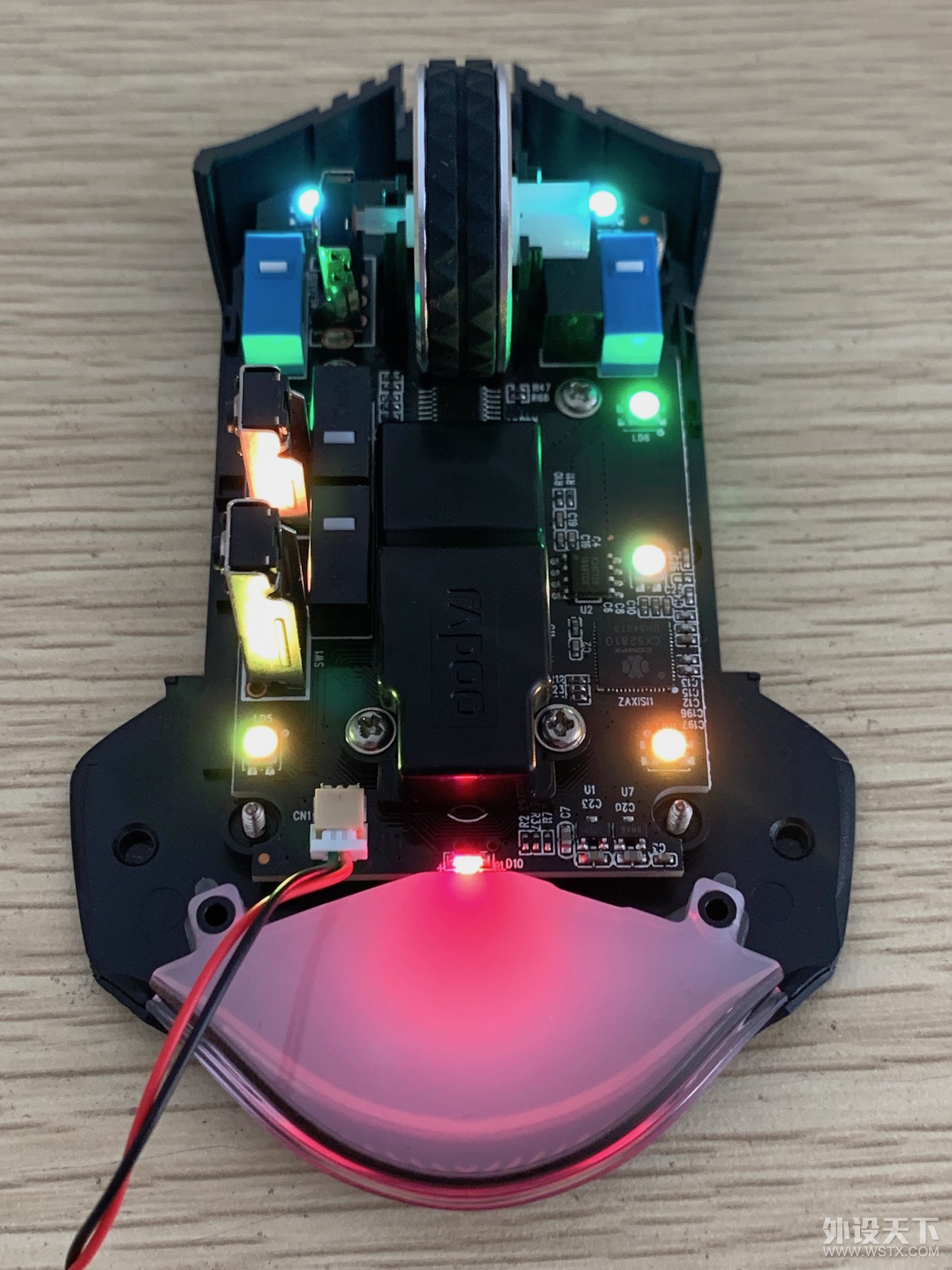 雷柏V20 pro 有线/无线双模游戏鼠标简评
