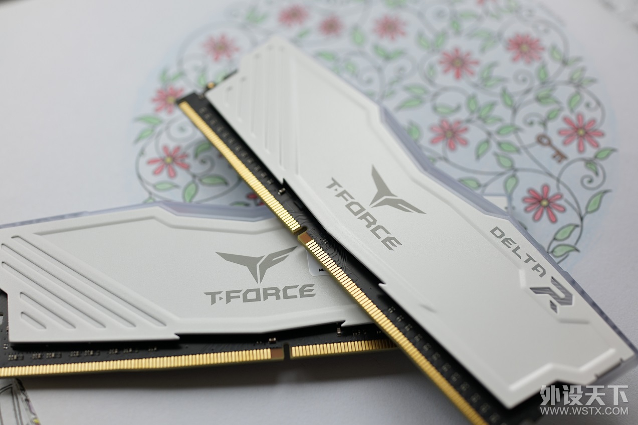 【箴言】中看又中用——十铨DELTA RGB DDR4 3200套条体验分享
