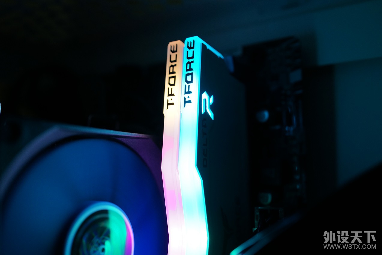 【箴言】中看又中用——十铨DELTA RGB DDR4 3200套条体验分享