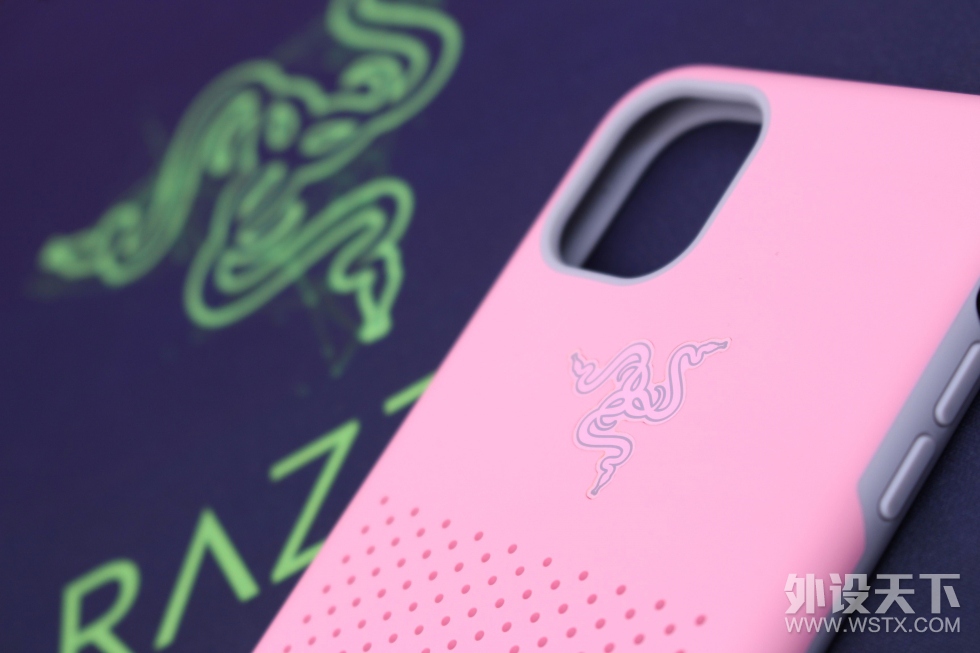 Razer冰铠专业版THS粉晶iphone11手机壳使用体验