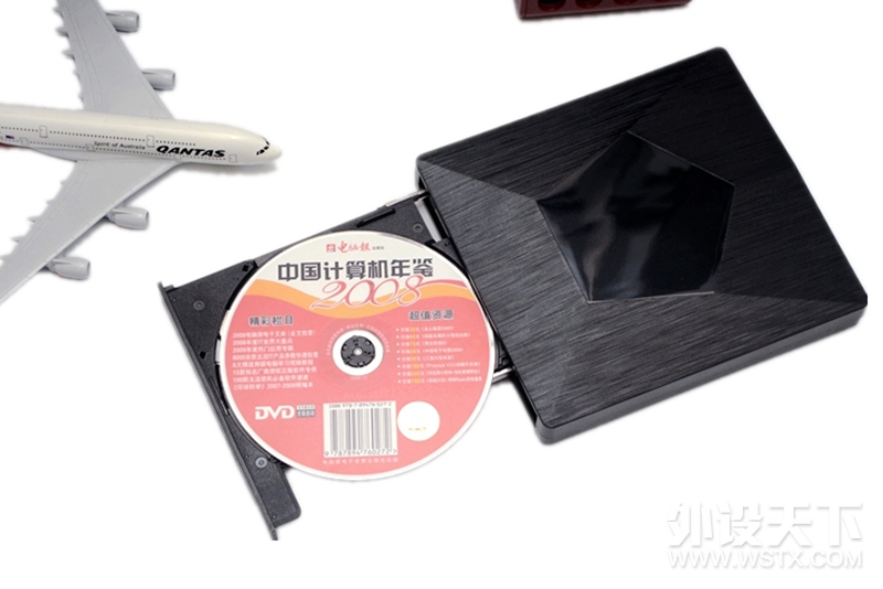 入手了个外置移动DVD光驱，回忆一下十多年前的老光盘