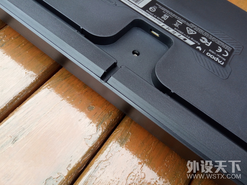玩游戏操控更快速，雷柏V808游戏机械键盘体验