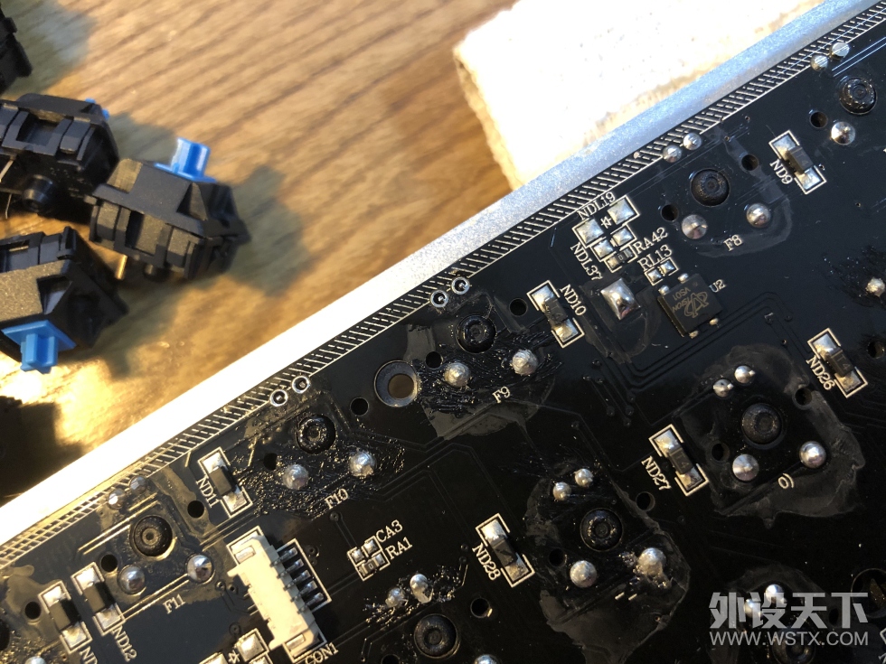 樱桃MX8.0键盘拆解+换轴维修（键盘不能喝可乐）