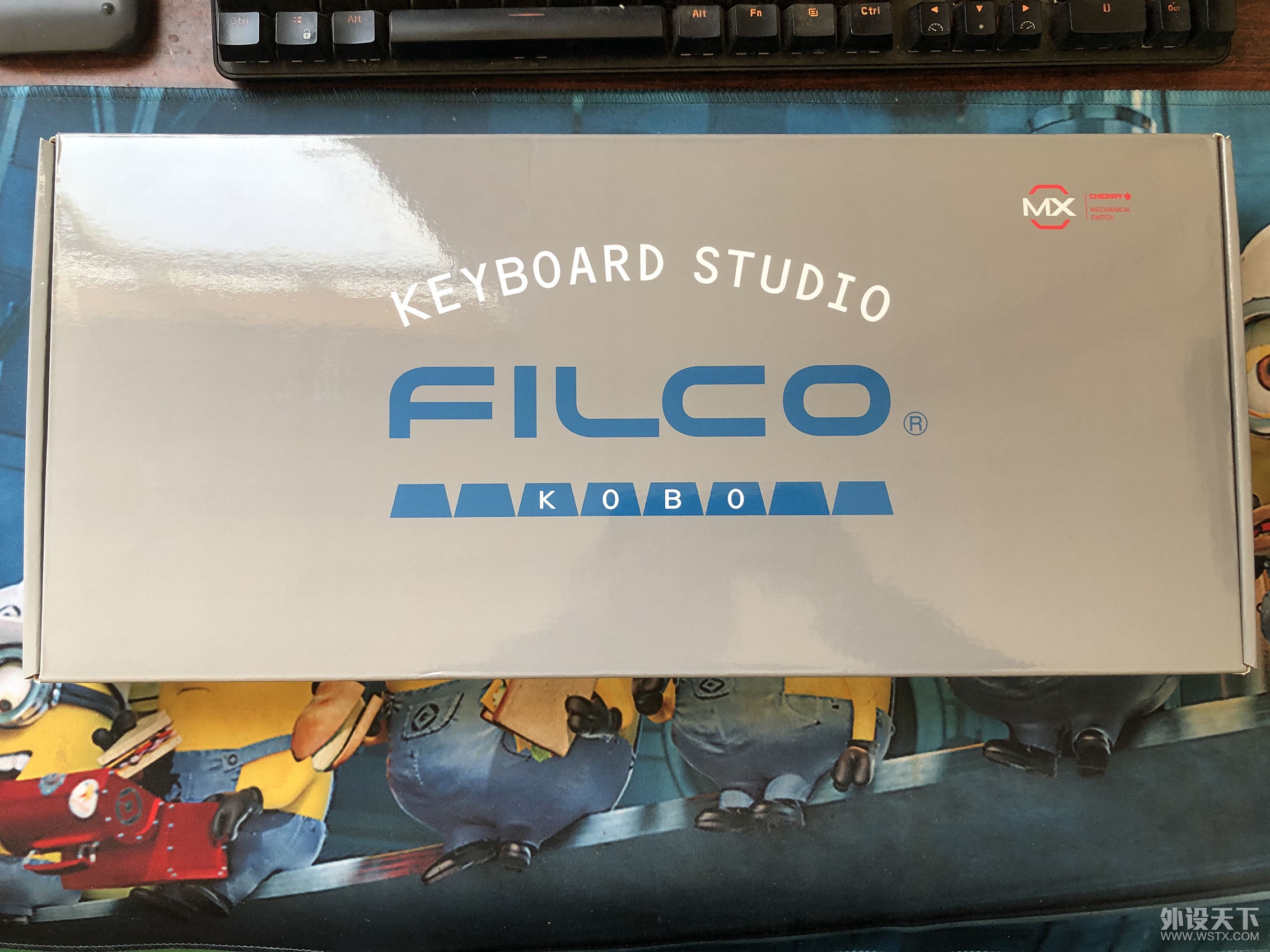filco 机械键盘 新紫檀红104 双模 茶轴