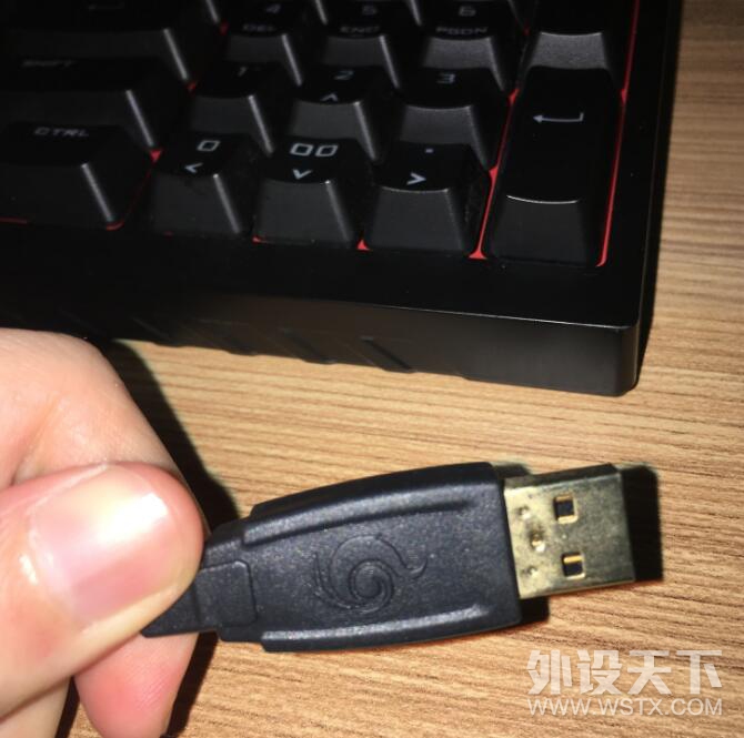 【福州】退坑清闲置 酷冷至尊 TK92 烈焰枪 竞技版 明基 天机镜 kx890