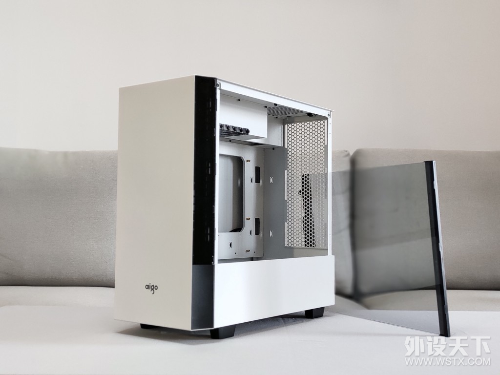 颜值与实用俱佳？ 爱国者破晓X 分体式 白色机箱 上机评测