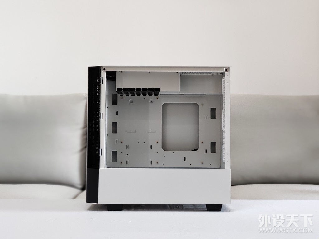 颜值与实用俱佳？ 爱国者破晓X 分体式 白色机箱 上机评测