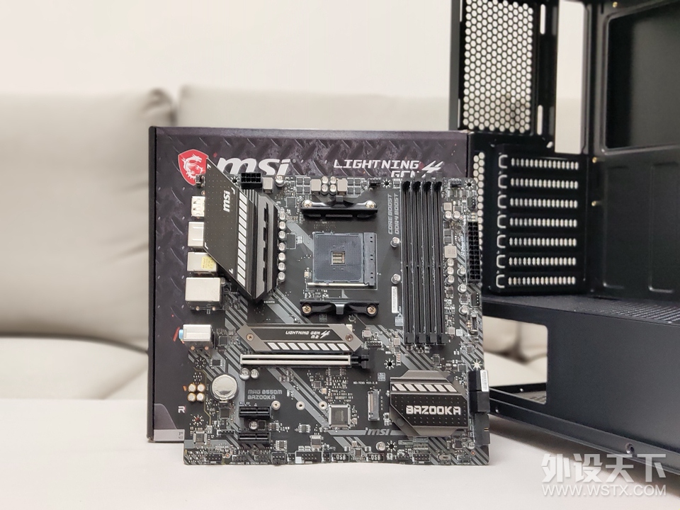 6000元级AMD平台游戏主机 3600X+MSI B550M火箭筒+5600XT 上机体验