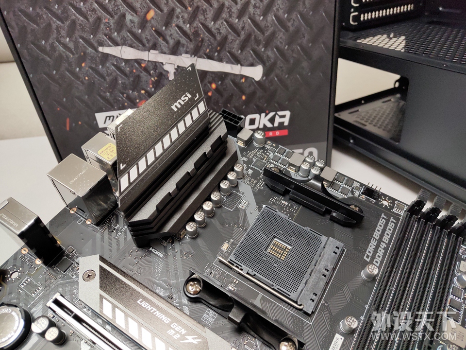 6000元级AMD平台游戏主机 3600X+MSI B550M火箭筒+5600XT 上机体验