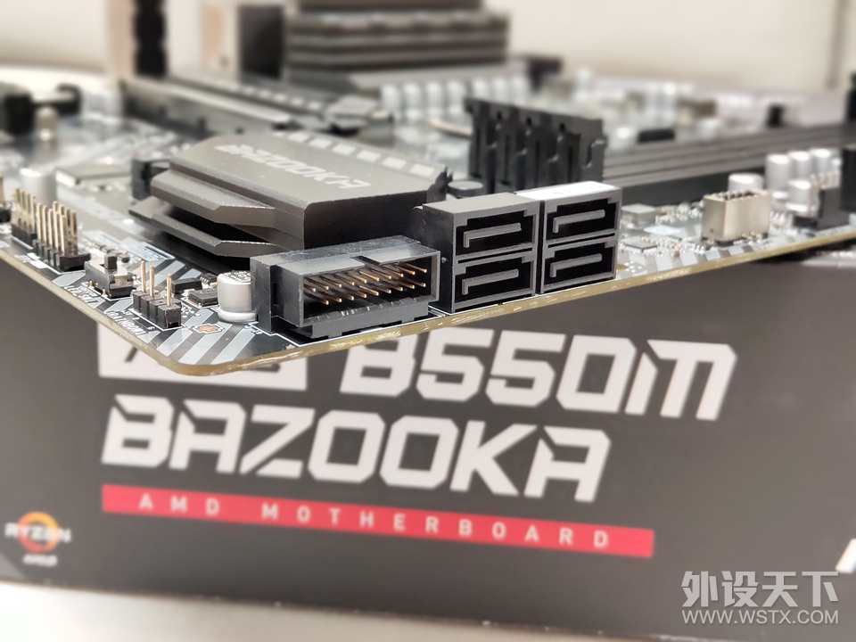 6000元级AMD平台游戏主机 3600X+MSI B550M火箭筒+5600XT 上机体验
