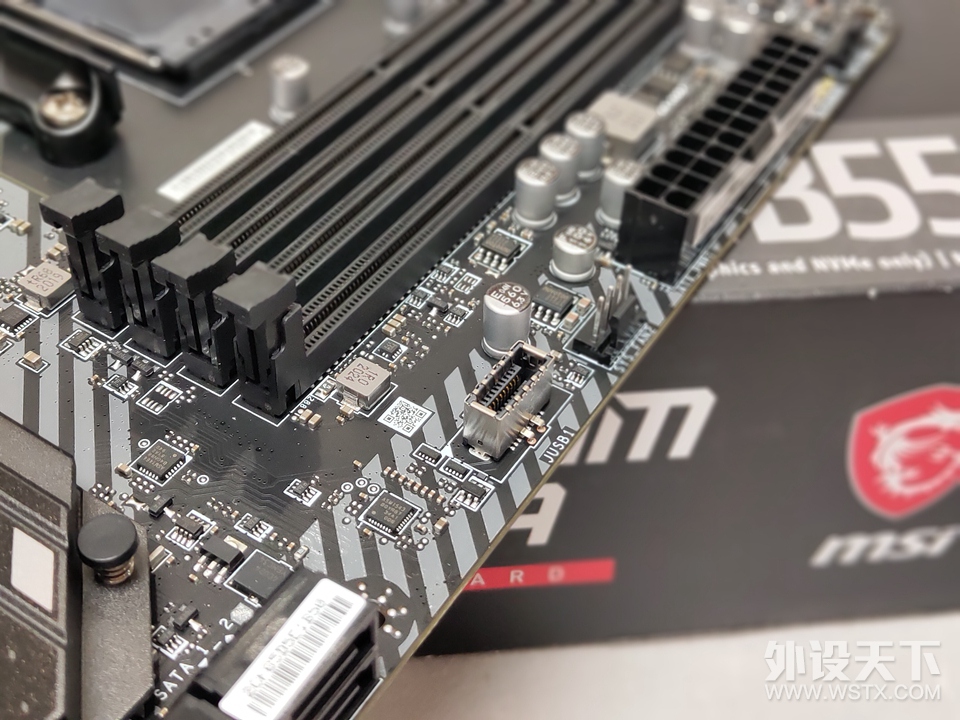 6000元级AMD平台游戏主机 3600X+MSI B550M火箭筒+5600XT 上机体验
