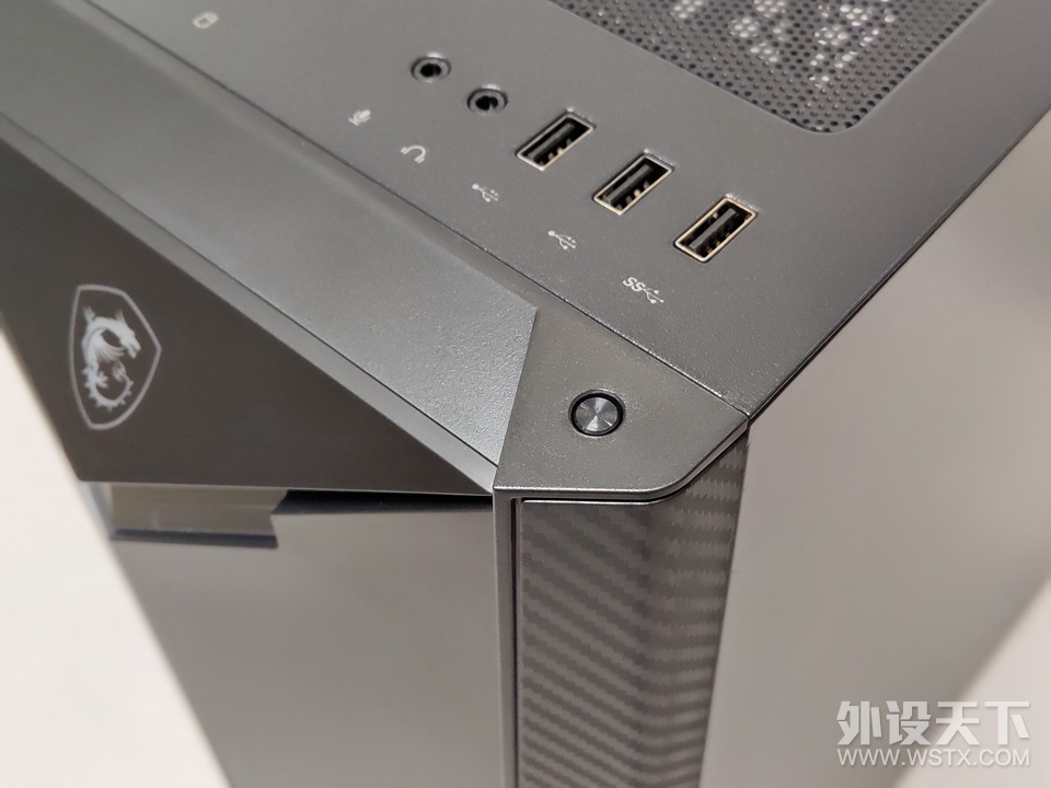 6000元级AMD平台游戏主机 3600X+MSI B550M火箭筒+5600XT 上机体验
