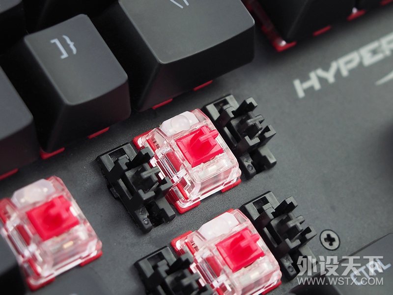 【风竹】五彩缤纷的竞技硬汉-金士顿HyperX 阿洛伊起源竞技版键盘评测