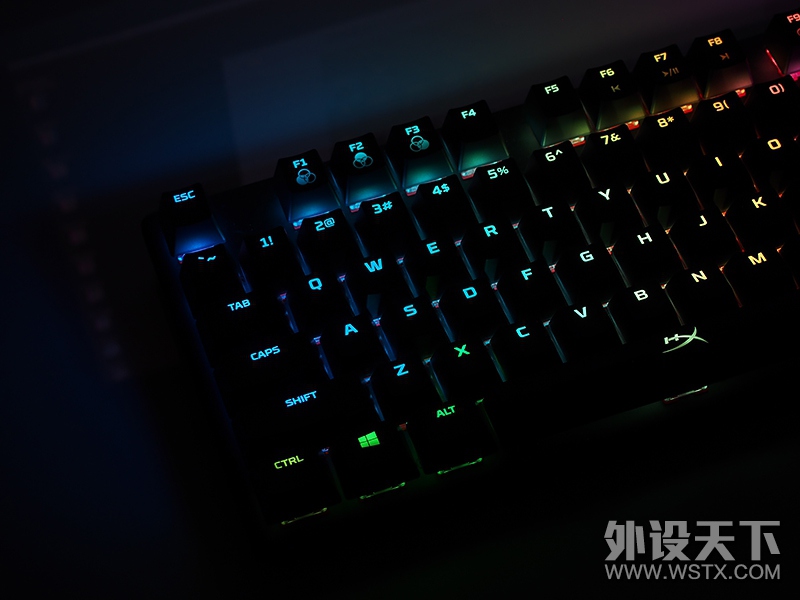 【风竹】五彩缤纷的竞技硬汉-金士顿HyperX 阿洛伊起源竞技版键盘评测
