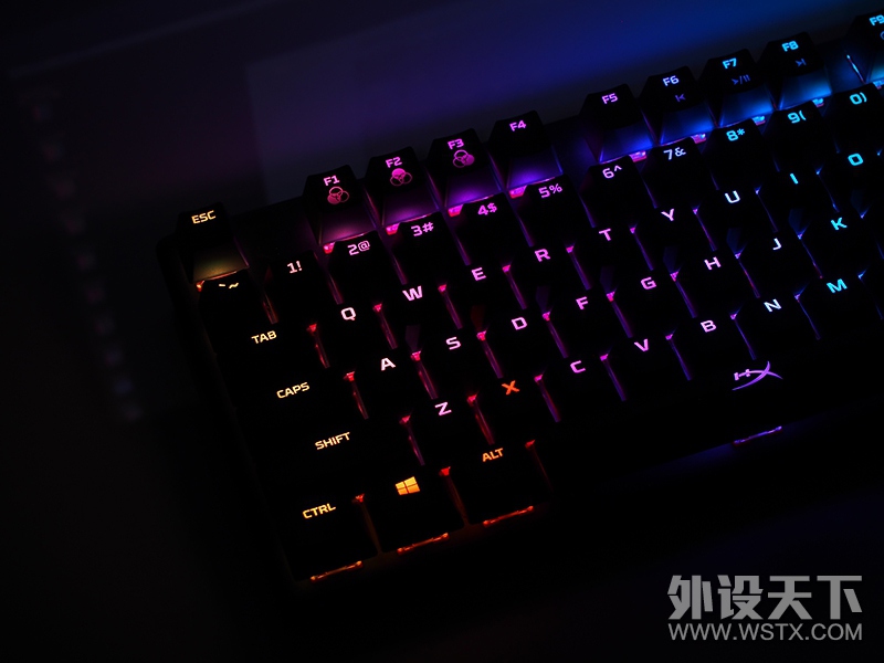 【风竹】五彩缤纷的竞技硬汉-金士顿HyperX 阿洛伊起源竞技版键盘评测