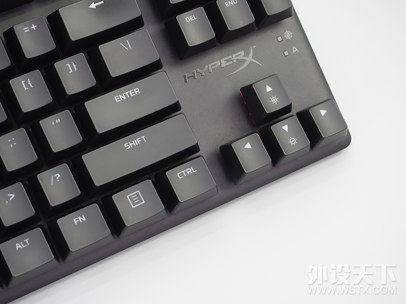 【风竹】五彩缤纷的竞技硬汉-金士顿HyperX 阿洛伊起源竞技版键盘评测