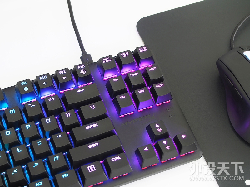 【风竹】五彩缤纷的竞技硬汉-金士顿HyperX 阿洛伊起源竞技版键盘评测