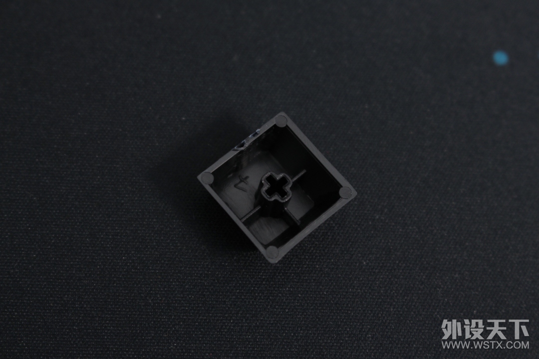 击穿机械键盘价格下限——irok艾石头 IK6-M机械键盘开箱