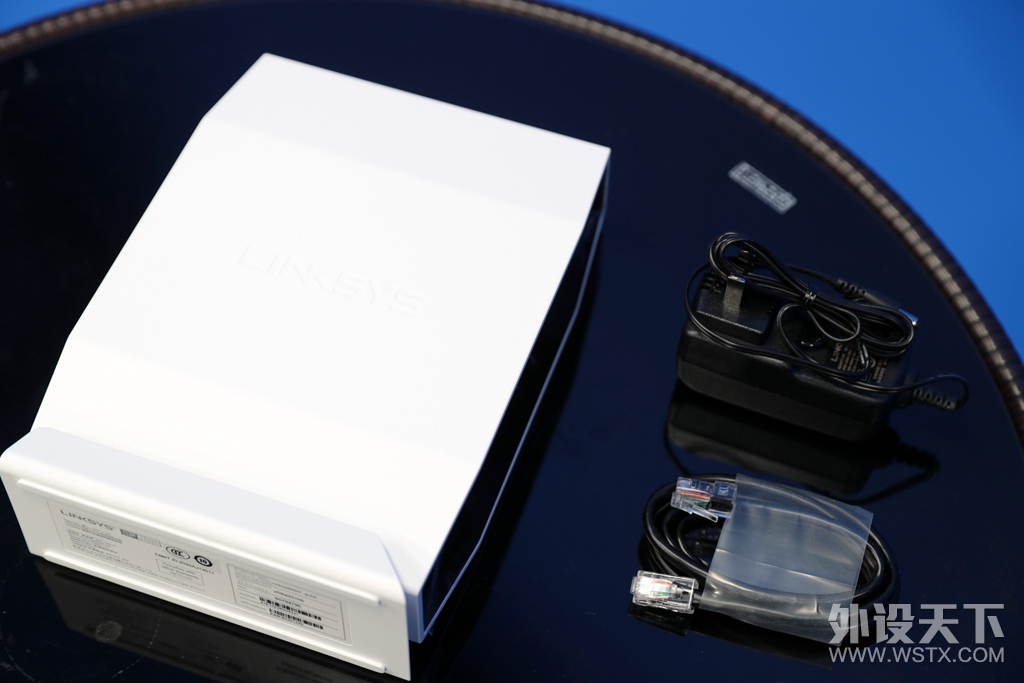 Linksys E9450路由器：高颜值实力派，轻松实现全屋覆盖