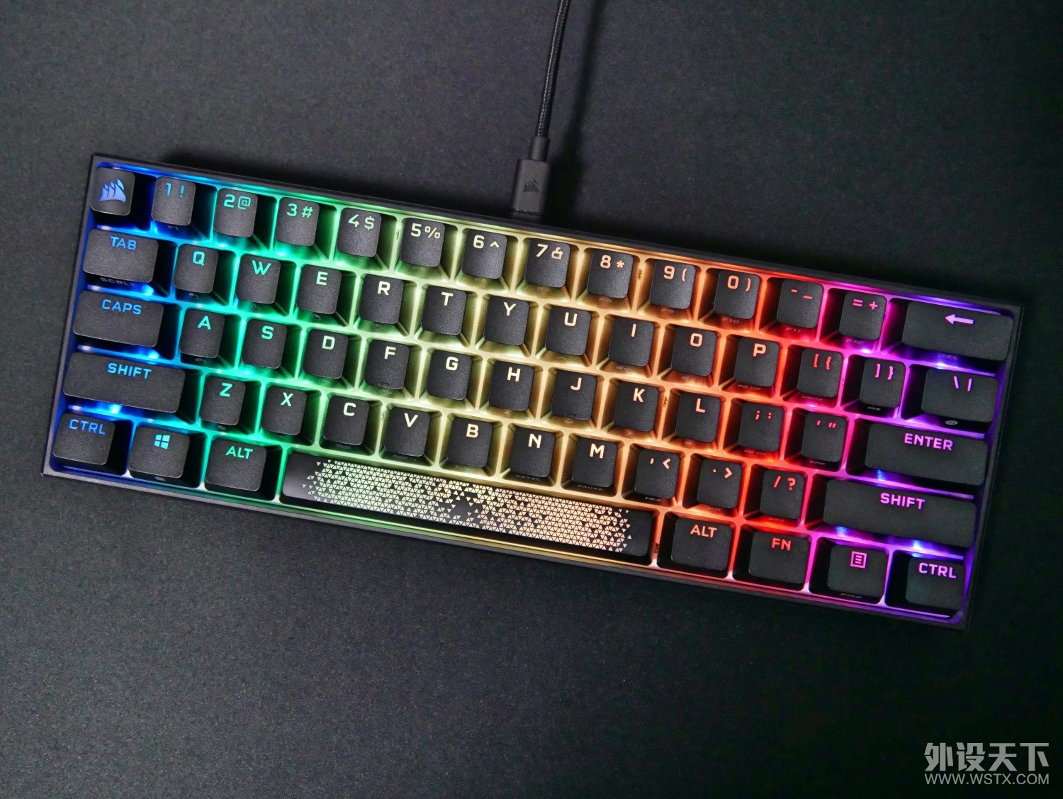 性能强劲的小钢炮——海盗船K65 RGB MINI机械键盘