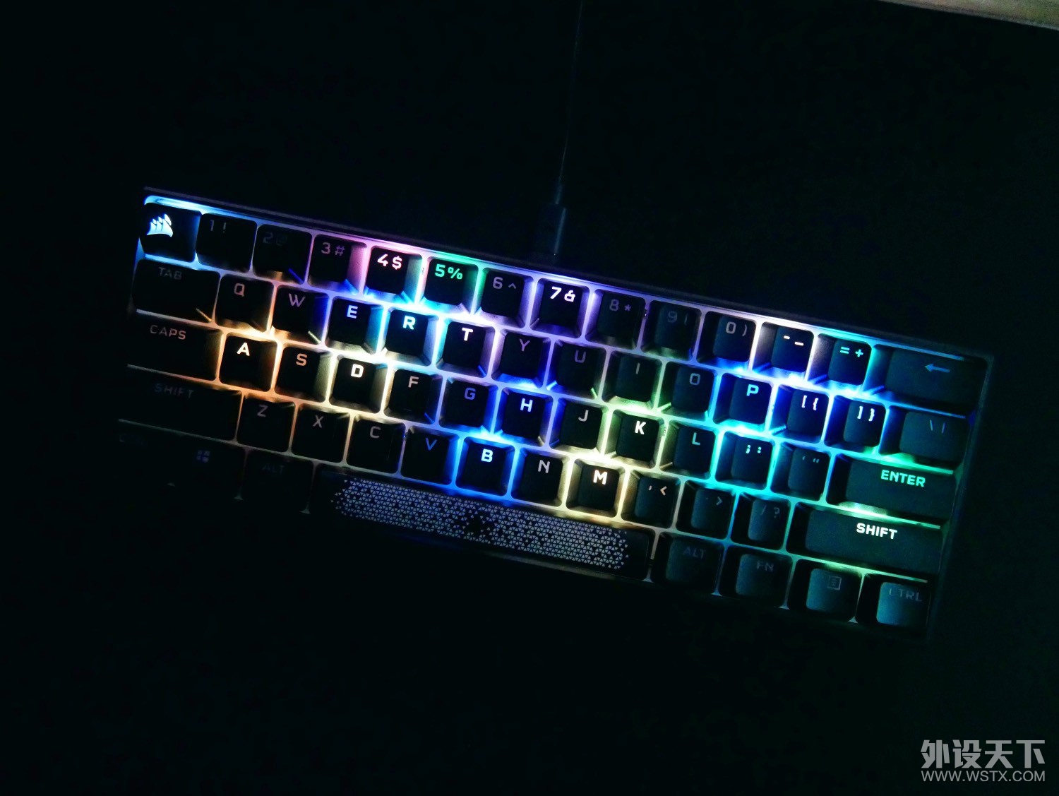 性能强劲的小钢炮——海盗船K65 RGB MINI机械键盘