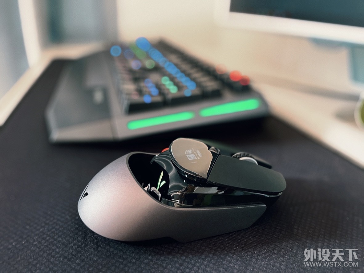 跑车造型，性能拉满！雷柏无线VT960游戏鼠标评测！