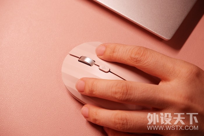 科大讯飞智能鼠标M110：快、准、稳的输入体验，智能的语音控制