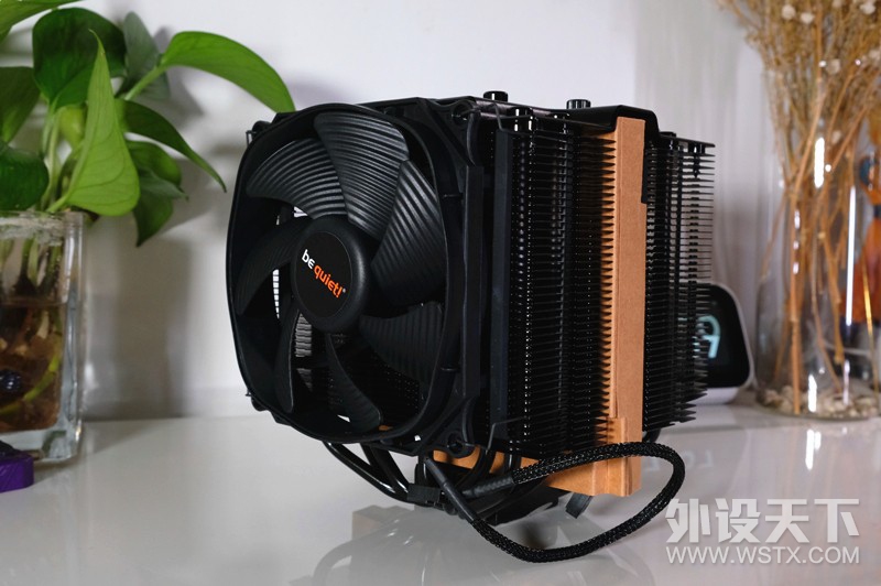 顶级风冷散热器除了性能强劲以外还应具备什么素质？德商必酷DARK ROCK PRO4开箱体验