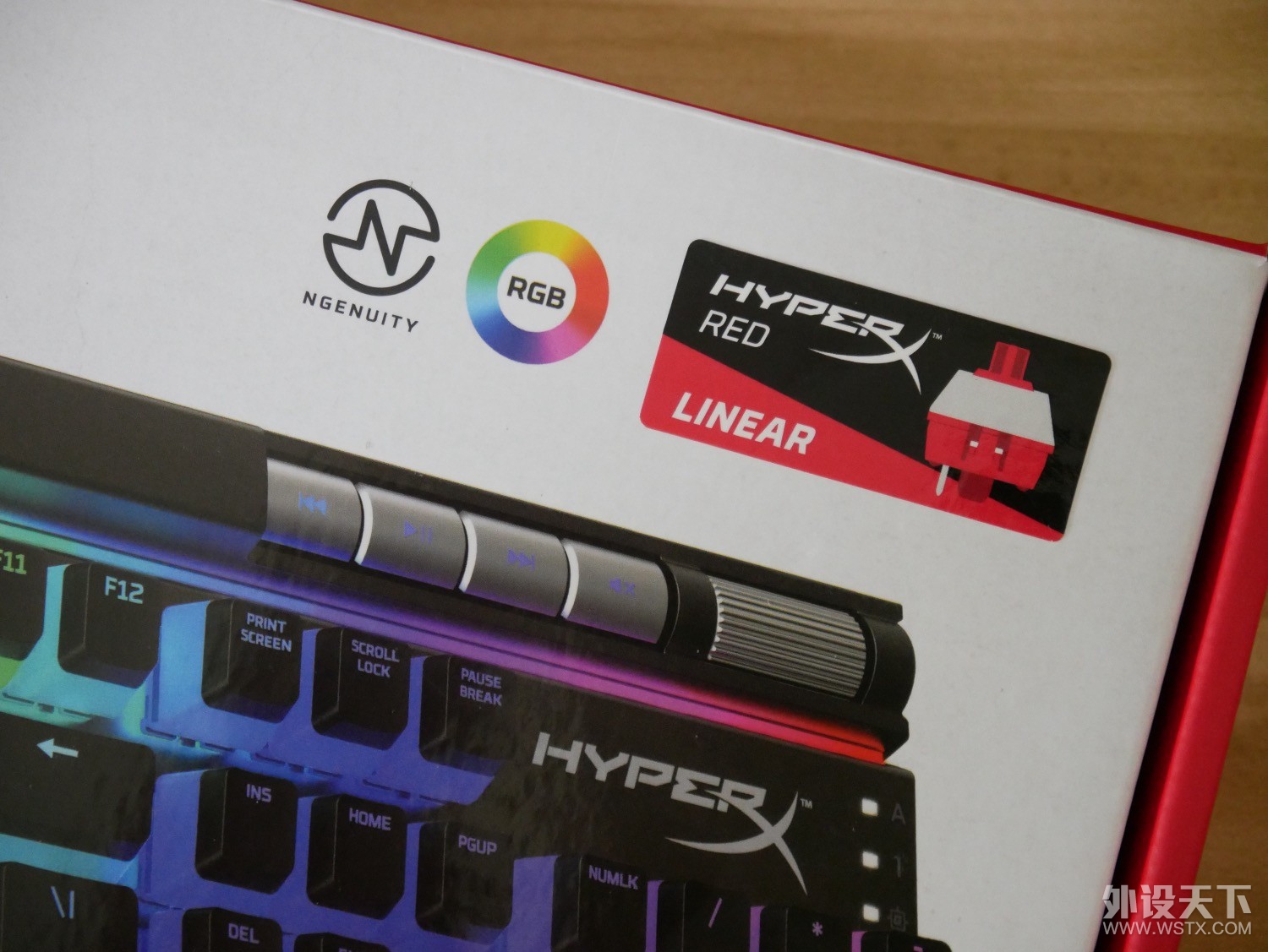布丁键帽可以多好看——HyperX 阿洛伊精英2机械键盘