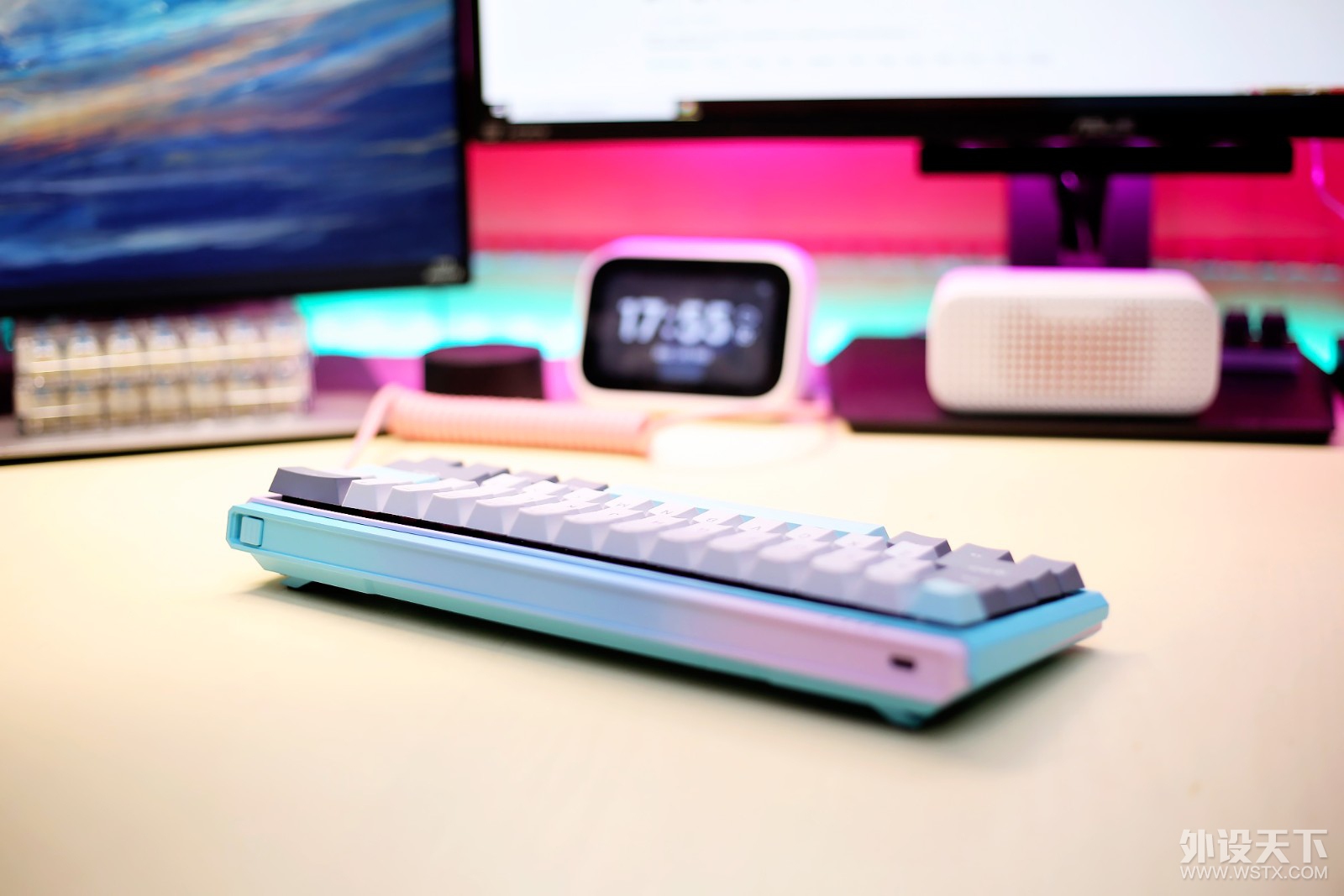 高颜值键盘，再进化  杜伽K330W Plus完全拆卸