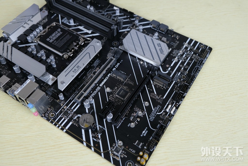 牙膏挤爆了，性能主机十二代酷睿i7-12700+B660+爱国者冰魄W360水冷装机