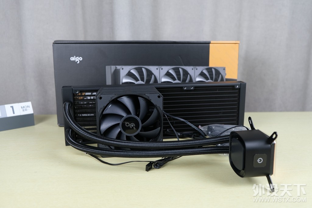 牙膏挤爆了，性能主机十二代酷睿i7-12700+B660+爱国者冰魄W360水冷装机
