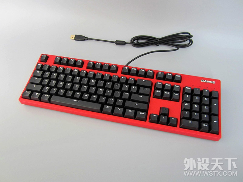 法拉利的进化形态，HELLO GANSS HS87T三模机械键盘分享