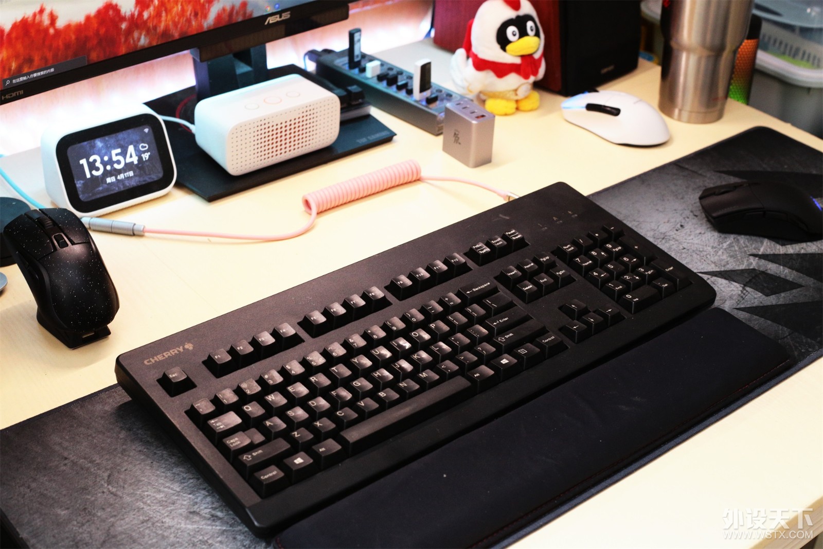 看国产轴是如何卷死Cherry轴的 达尔优天空轴V2对比Cherry MX