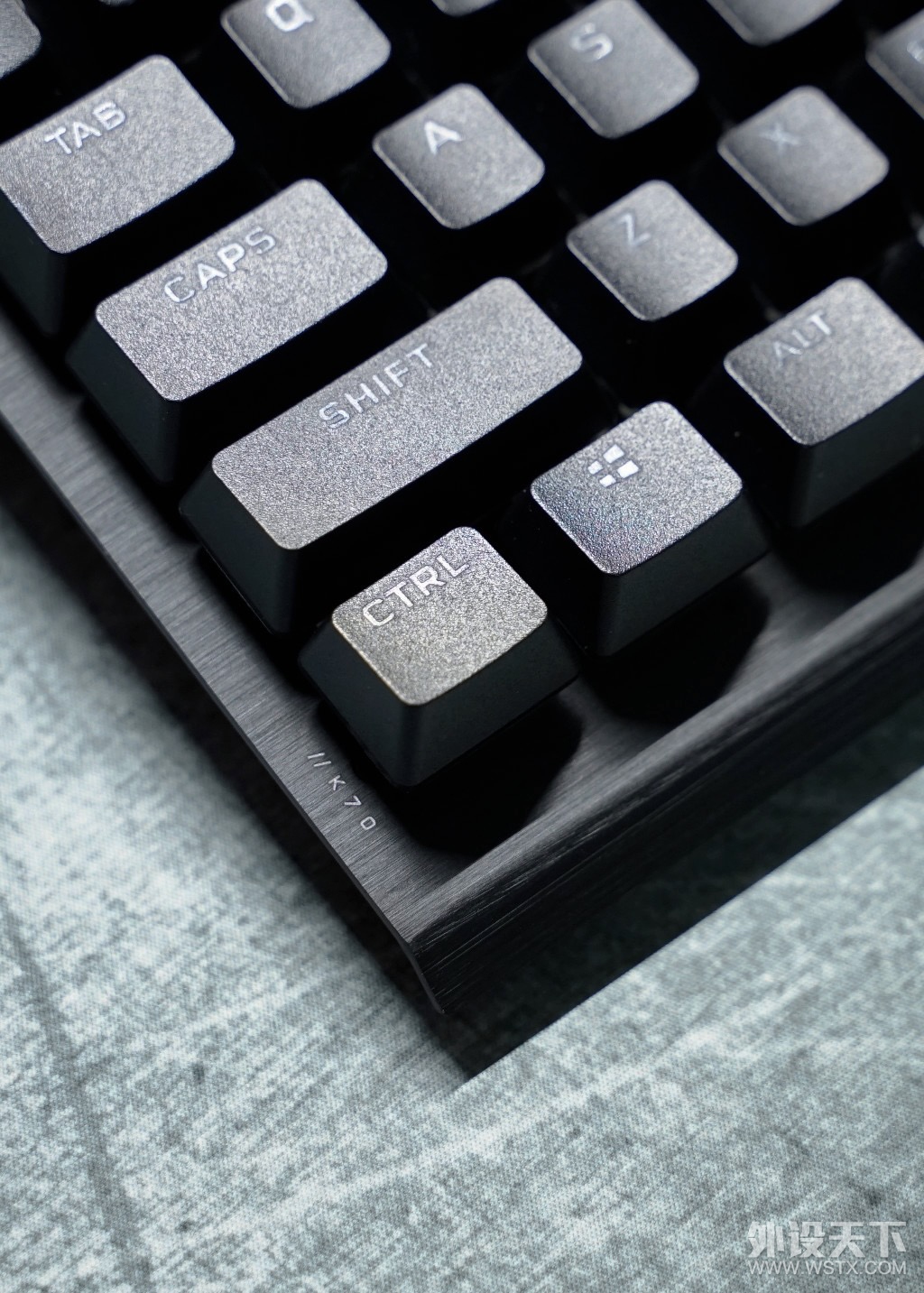 天下武功唯快不破，海盗船K70 PRO TKL OPX光轴机械键盘开箱