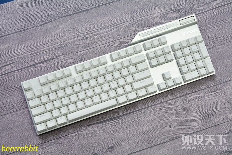 雷柏V700 DIY机械键盘：全尺寸、RGB、热插拔、厂润卫星轴