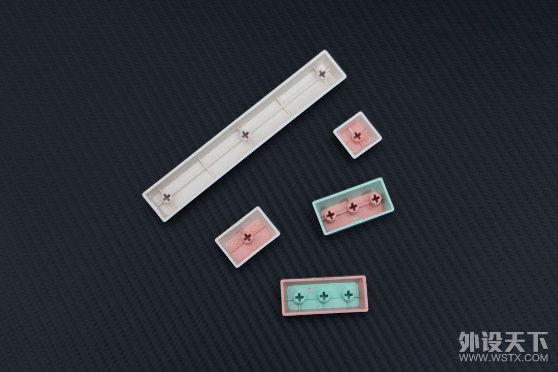 月下婵娟——虎八兔F75三模游戏机械键盘开箱