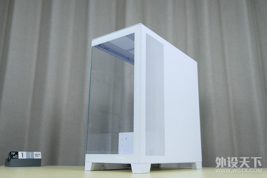 高颜值还是强散热？先马新镜界海景房Mesh版上手体验