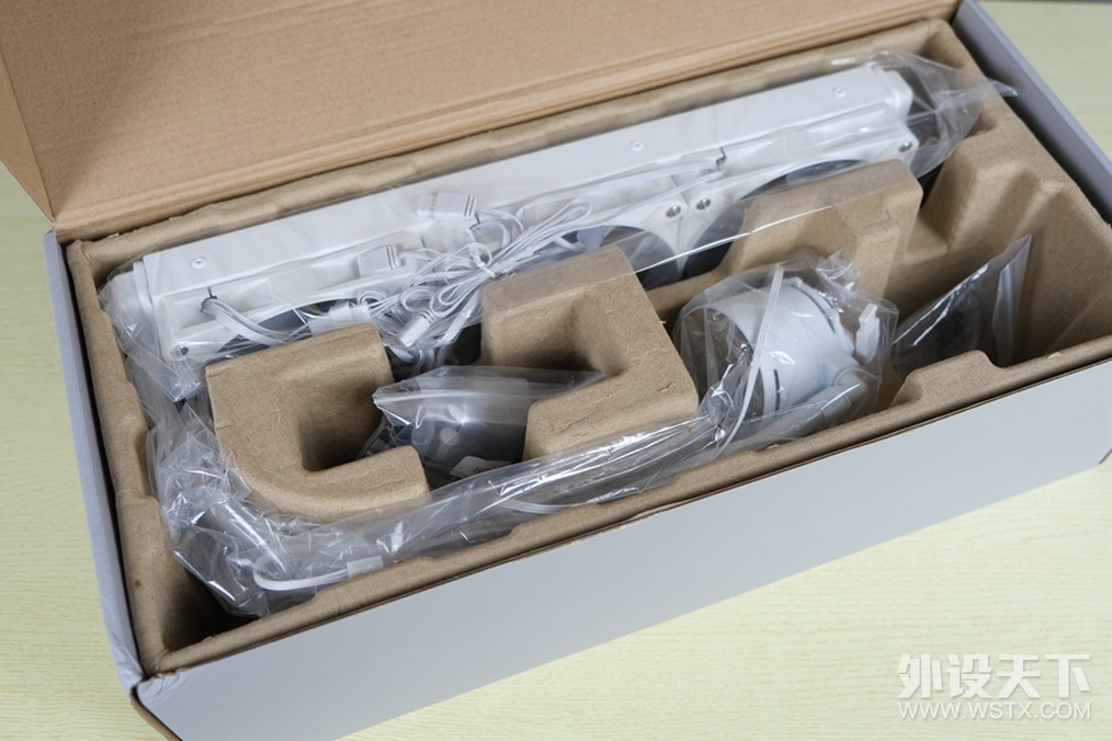 高颜值还是强散热？先马新镜界海景房Mesh版上手体验