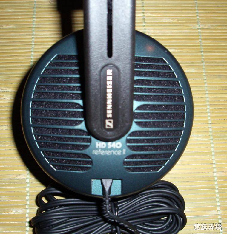 轻盈，如音乐芭蕾舞者般的HD540-II