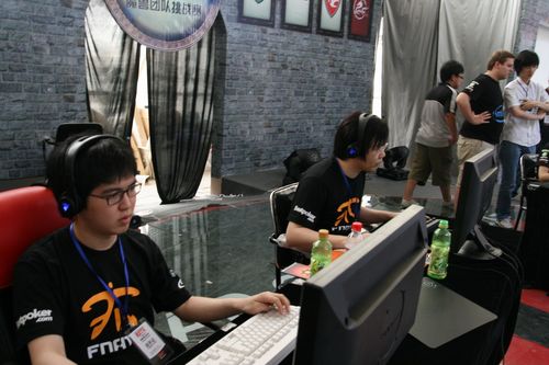 1060483_pcgames0430rotkr09_thumb.jpg