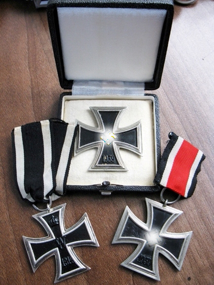 EK1.jpg