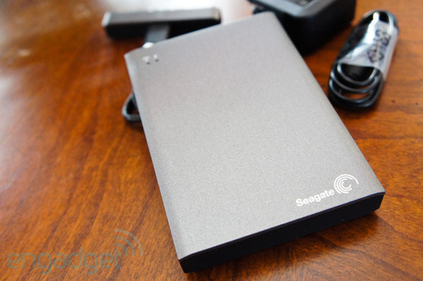 Seagate  Wireless Plus Ӳ 1TBɹ10Сʱ