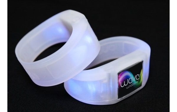 ����ɫ�ʴ����������� �����������Wave����