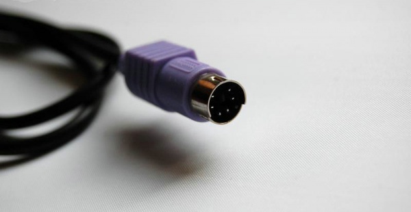 PS/2��USB�ӿڽ��