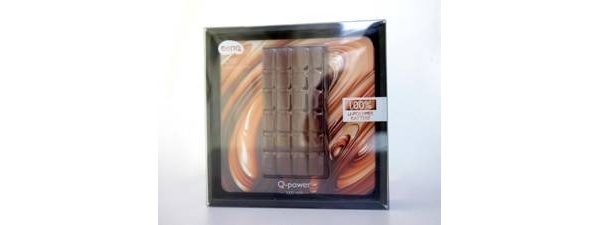 �ɿ����ܳ��  ż������Q-power EL300�ƶ���Դ